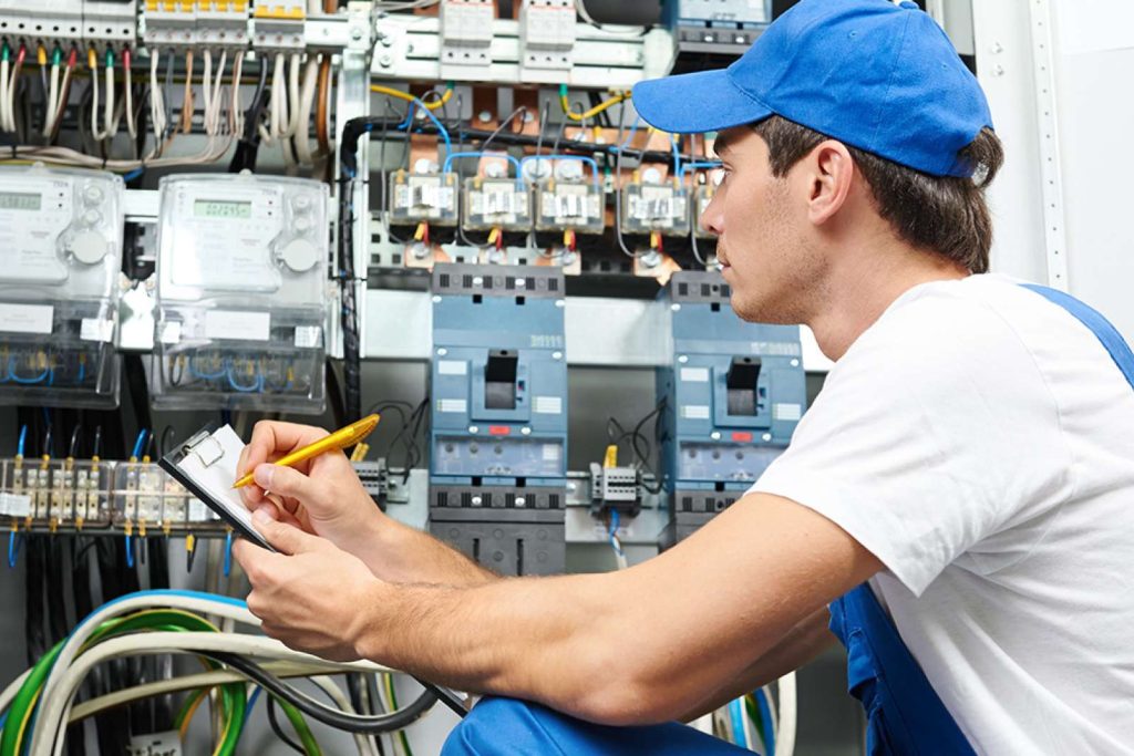 How to Choose the Right Electrician for Your Home or Business